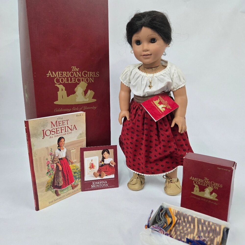 American Girl Doll Josefina Montoya PreOwned Original Outfit Box Book Accessorie